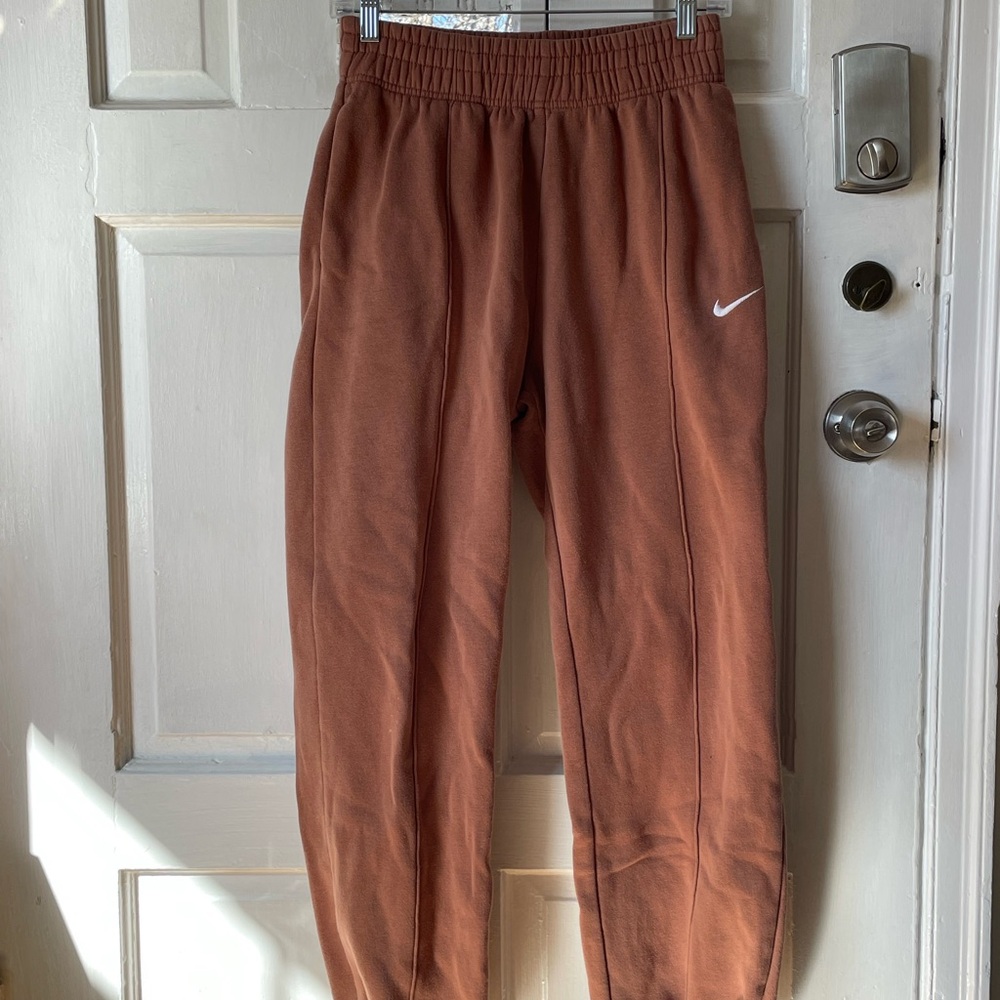 Women’s Nike Fleece Sweatpants